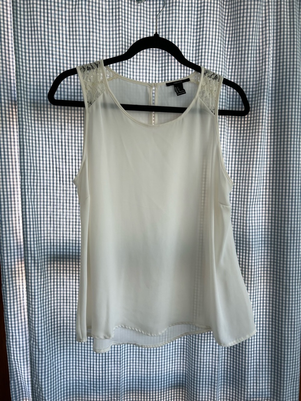 Forever 21 Ivory Lace Shoulder Camisole